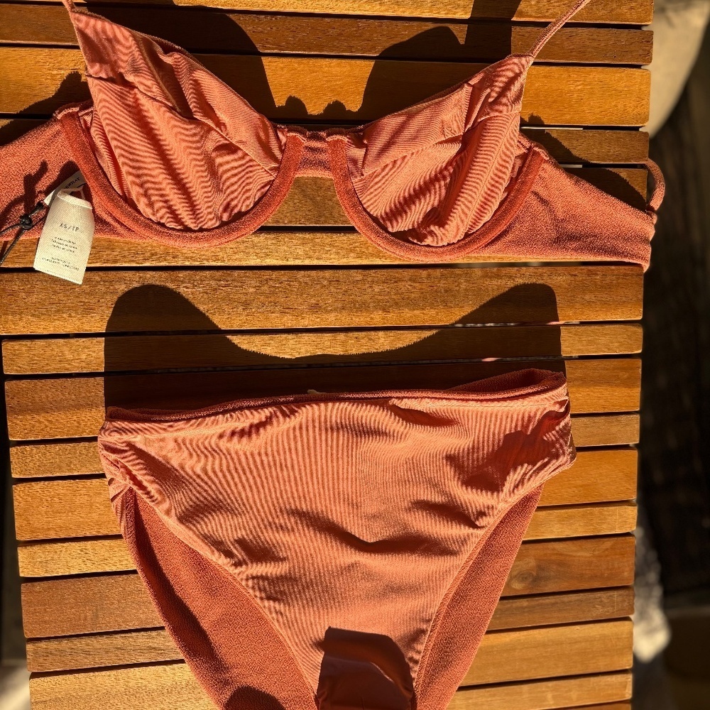 XS NWT WEWOREWHAT Bikini Swimsuit Set Clay / Orange - Picture 4 of 6